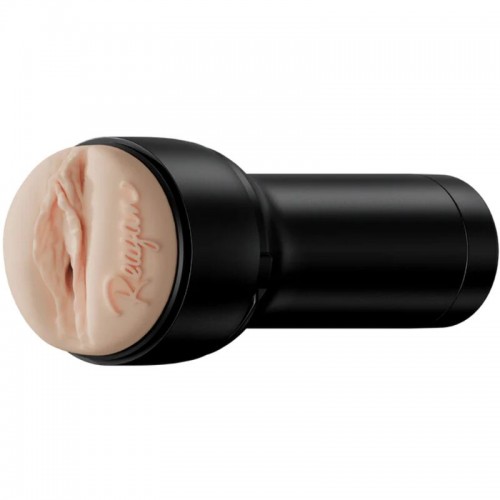 KIIROO - SINTA REAGAN FOXX...